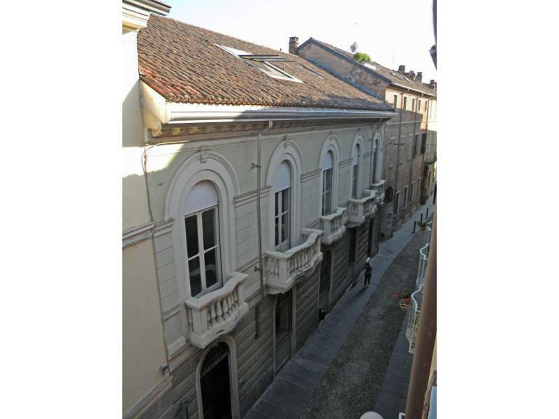 Appartamento In Centro Storico อัสตี ภายนอก รูปภาพ