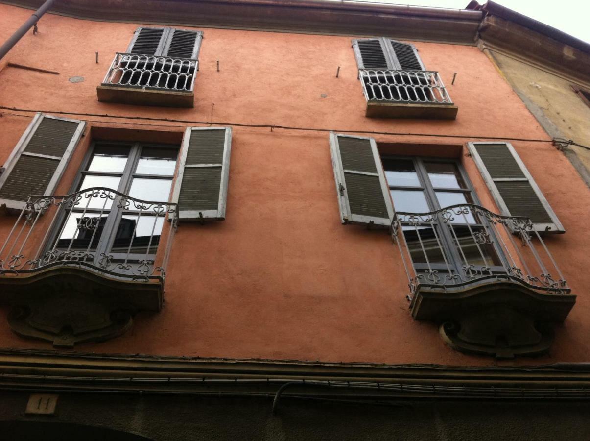 Appartamento In Centro Storico อัสตี ภายนอก รูปภาพ