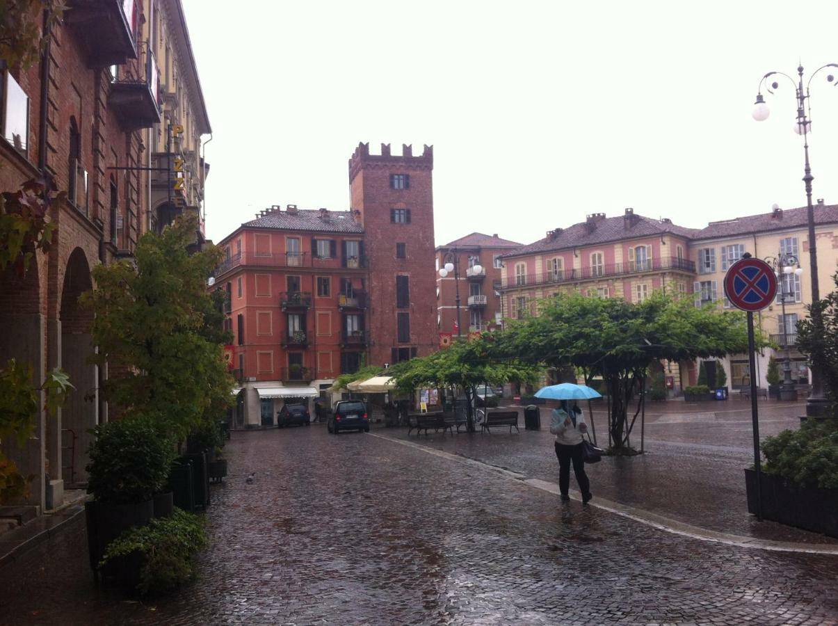 Appartamento In Centro Storico อัสตี ภายนอก รูปภาพ