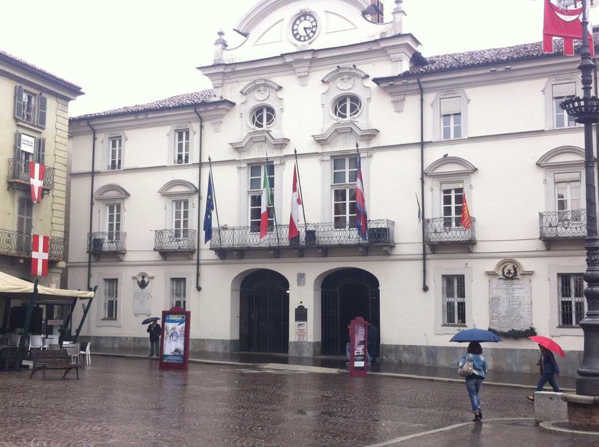 Appartamento In Centro Storico อัสตี ภายนอก รูปภาพ